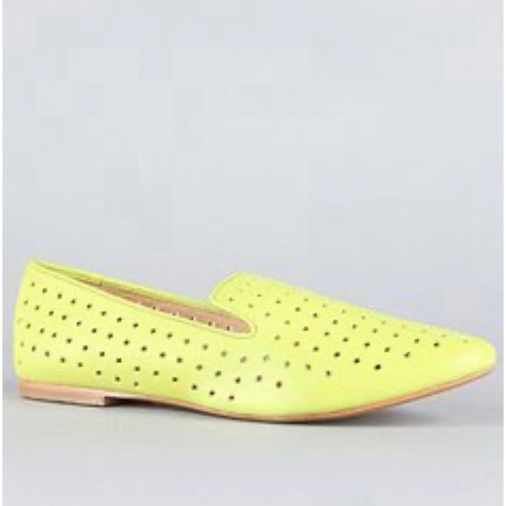 Matiko yellow loafers size 7 NWOB